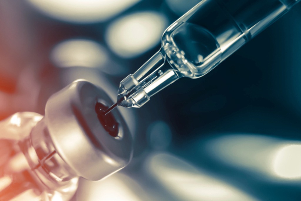 Microscopic view of mesenchymal stem cells used in men's vitality treatments at Colombia Care